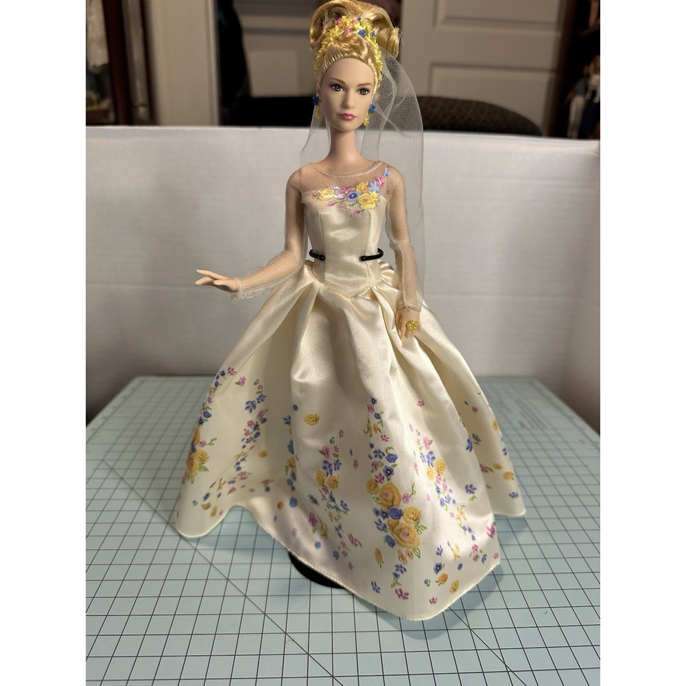 Mattel - DISNEY - Live action Cinderella - Lily James -‎ Wedding Day -